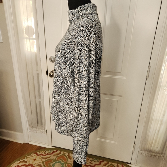 Talbots Long Sleeve Turtleneck in Blues  Size XL - Picture 3 of 6